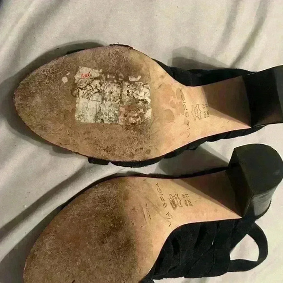 Via Spiga Black Suede Ankle Strap Sandal Heels Open Toe Size 9M Cutout Shoes - Picture 10 of 15